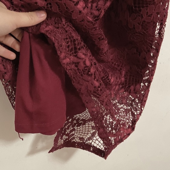 Guess - Picture 3 of 8